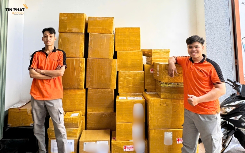 Tín Phát Express - đơn vị với hơn 10.000 khách hàng tin tưởng