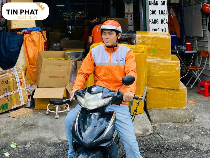 Tín Phát Express, đơn vị chuyên gửi khô cá đi Mỹ an toàn, nhanh chóng