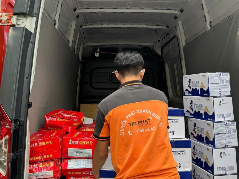 Tín Phát Express là đơn vị vận chuyển nhận được nhiều đánh giá tích cực từ khách hàng.