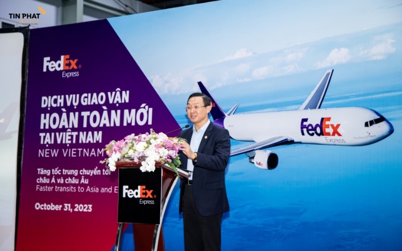 FedEx Corporation đứng trong top những công ty chuyển phát nhanh lớn nhất thế giới.