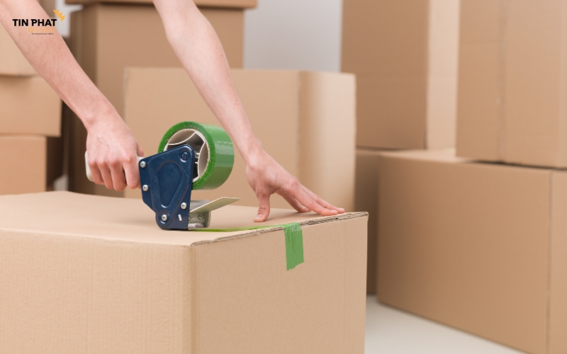 Bạn chỉ cần chuẩn bị hàng hóa và đóng gói kỹ càng trước khi giao cho đơn vị vận chuyển.