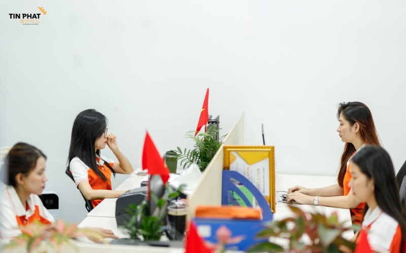 Tín Phát Express xử lý 100% thủ tục hải quan, khách hàng không cần lo lắng.