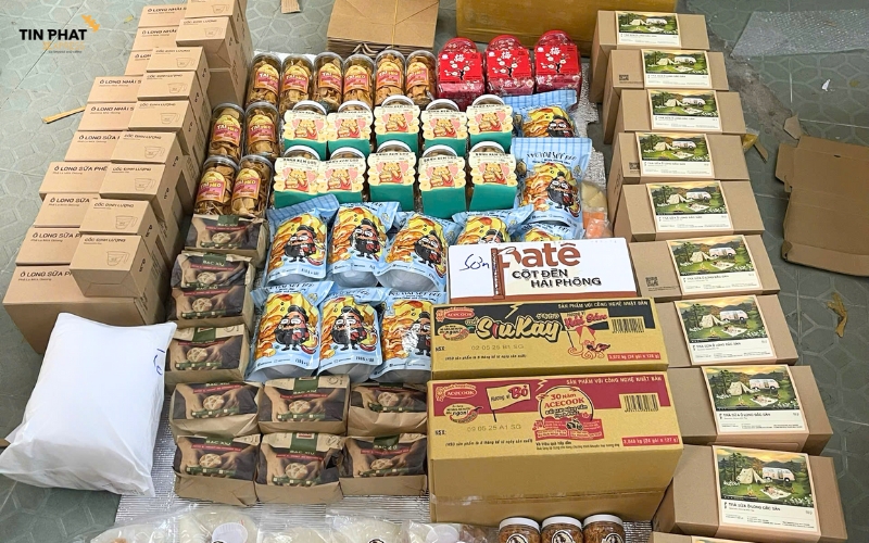 Tín Phát Express hỗ trợ khách hàng gom đơn miễn phí - không giới hạn số lượng. 