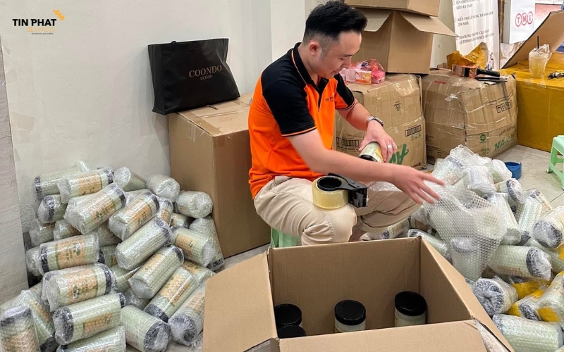 Tín Phát Express luôn có chính sách dành riêng cho khách kinh doanh, khách thường xuyên sử dụng dịch vụ.