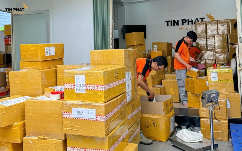 Tín Phát Express hỗ trợ tra cứu và xác minh postal code miễn phí trong quá trình gửi hàng.