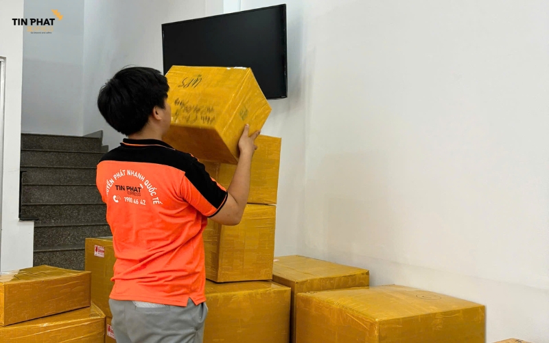 Tín Phát Express cam kết mức giá cước cạnh tranh hơn 10-20% so với thị trường.