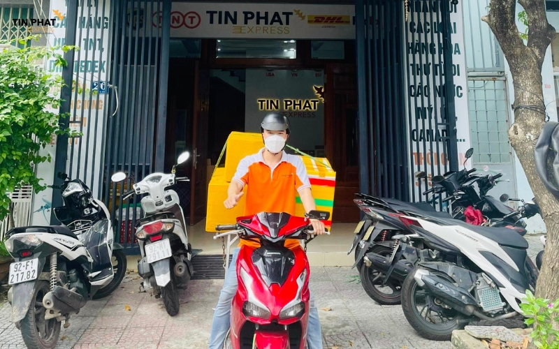 Tín Phát hỗ trợ miễn phí nhận hàng và xử lý đóng gói tận nhà. 
