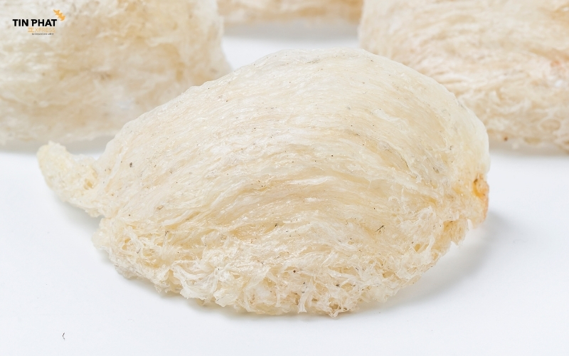 Yến sào là mặt hàng nhạy cảm. Khách hàng nên liên hệ đơn vị vận chuyển để được tư vấn rõ ràng trước khi gửi. 