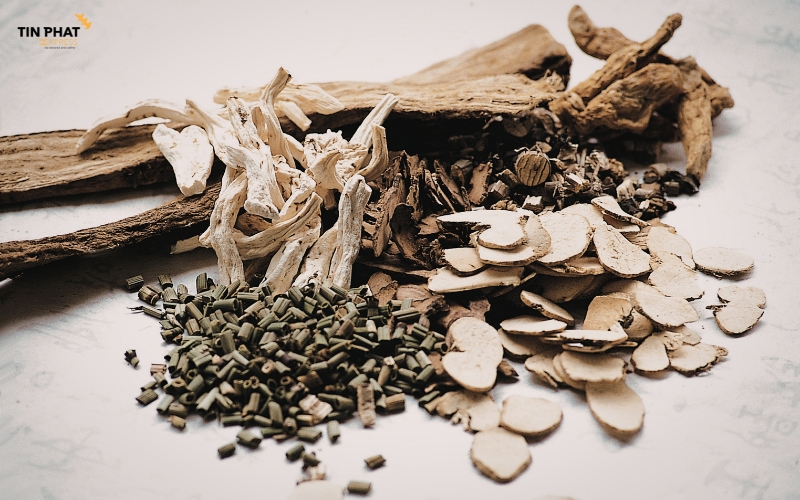 Các loại thuốc đông y có thể gửi được nhưng cần tư vấn trực tiếp với đơn vị vận chuyển có nhiều kinh nghiệm.